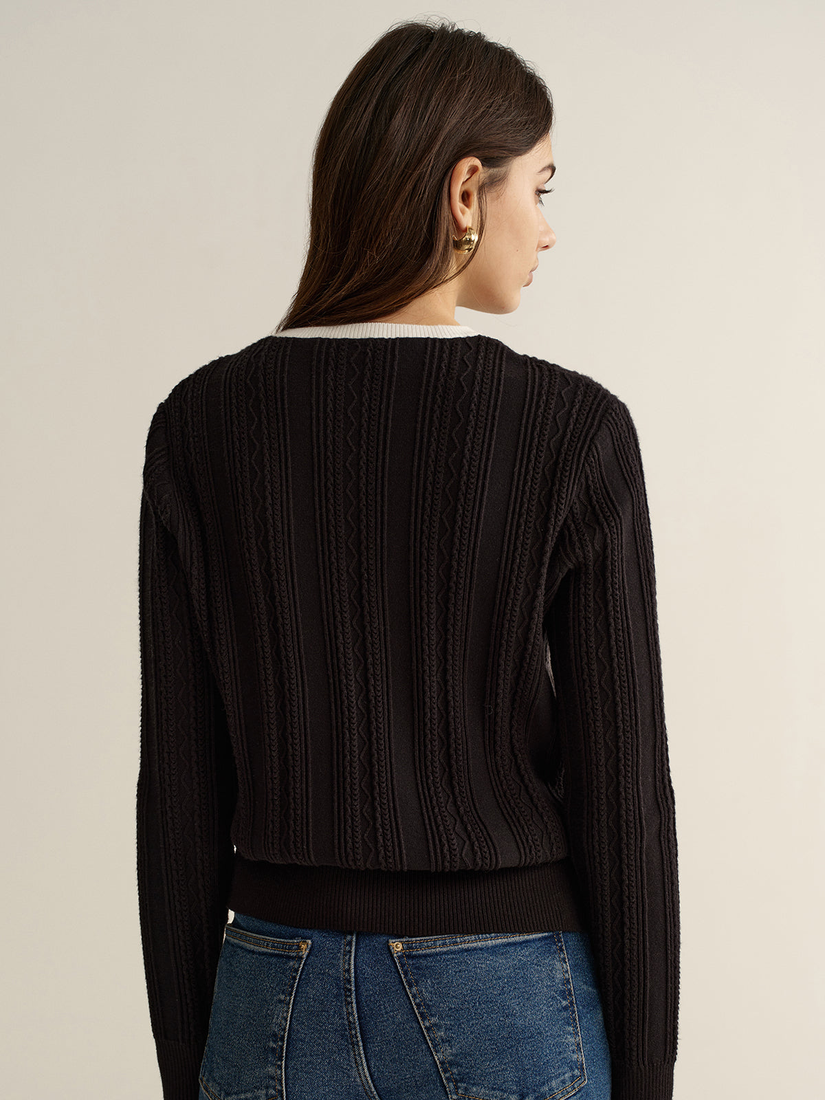 Pull bicolore 2 en 1 avec liseré en dentelle