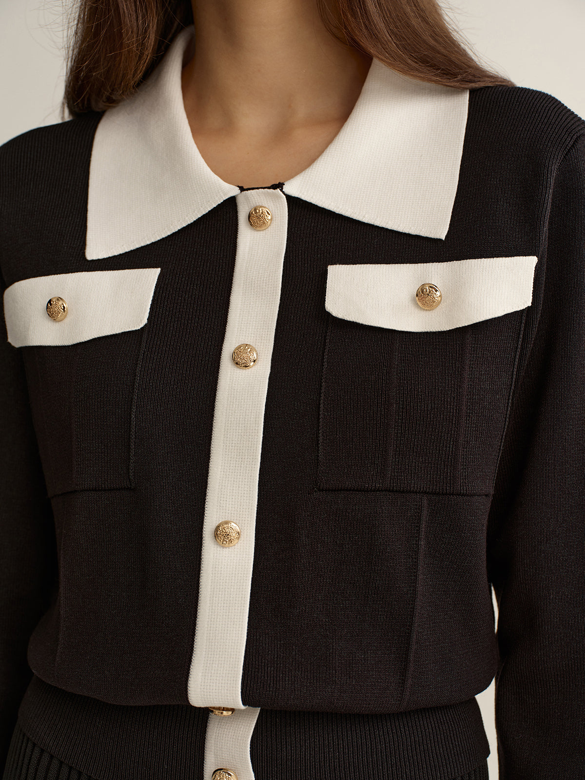 Contrast Trim Knit Top and Pleated Skirt Set