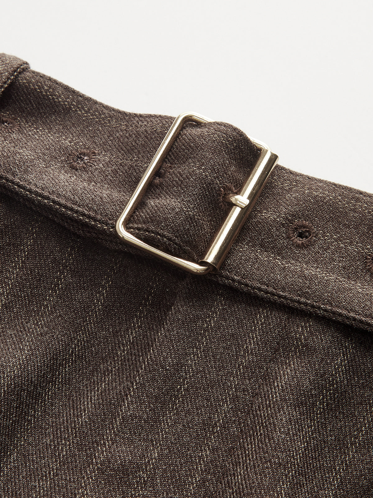 Gestreifte Mid-Waist-Hose mit weitem Bein und Gürtel