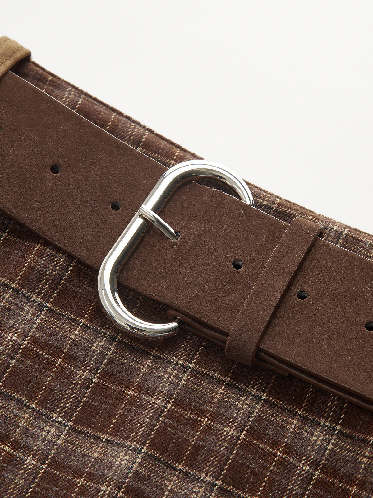 Jupe mi-longue effet suédine à carreaux avec ceinture
