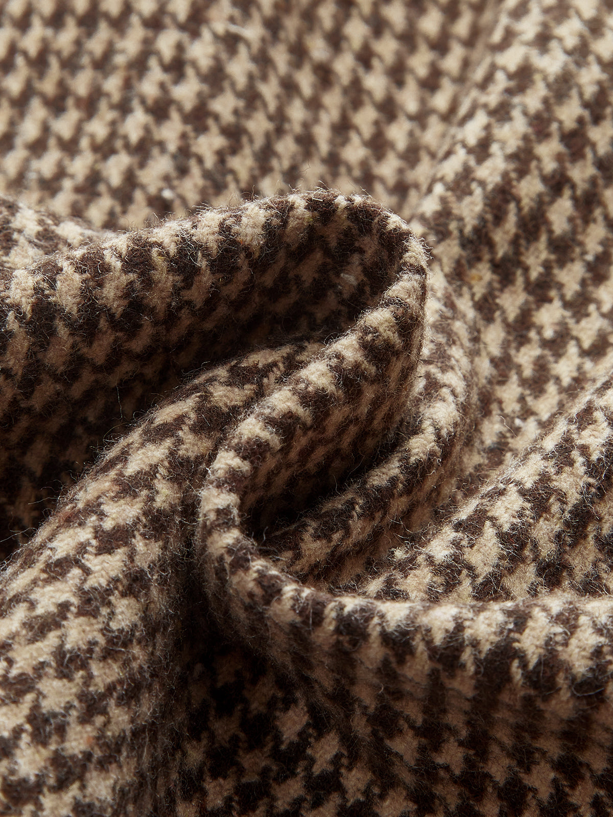 Gürtel-Shorts aus Hahnentritt-Tweed