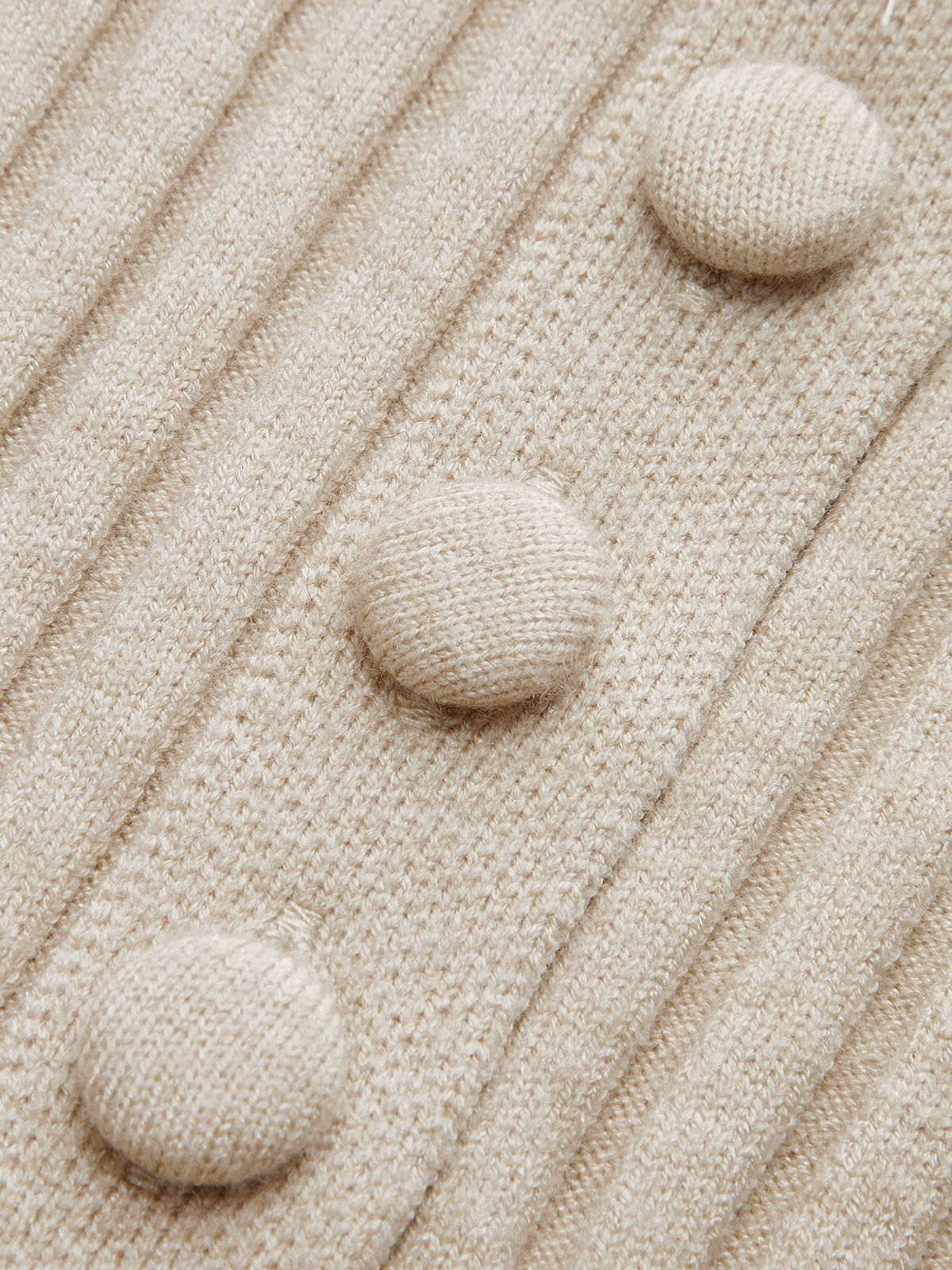 Cardigan en maille côtelée boutonné avec écharpe