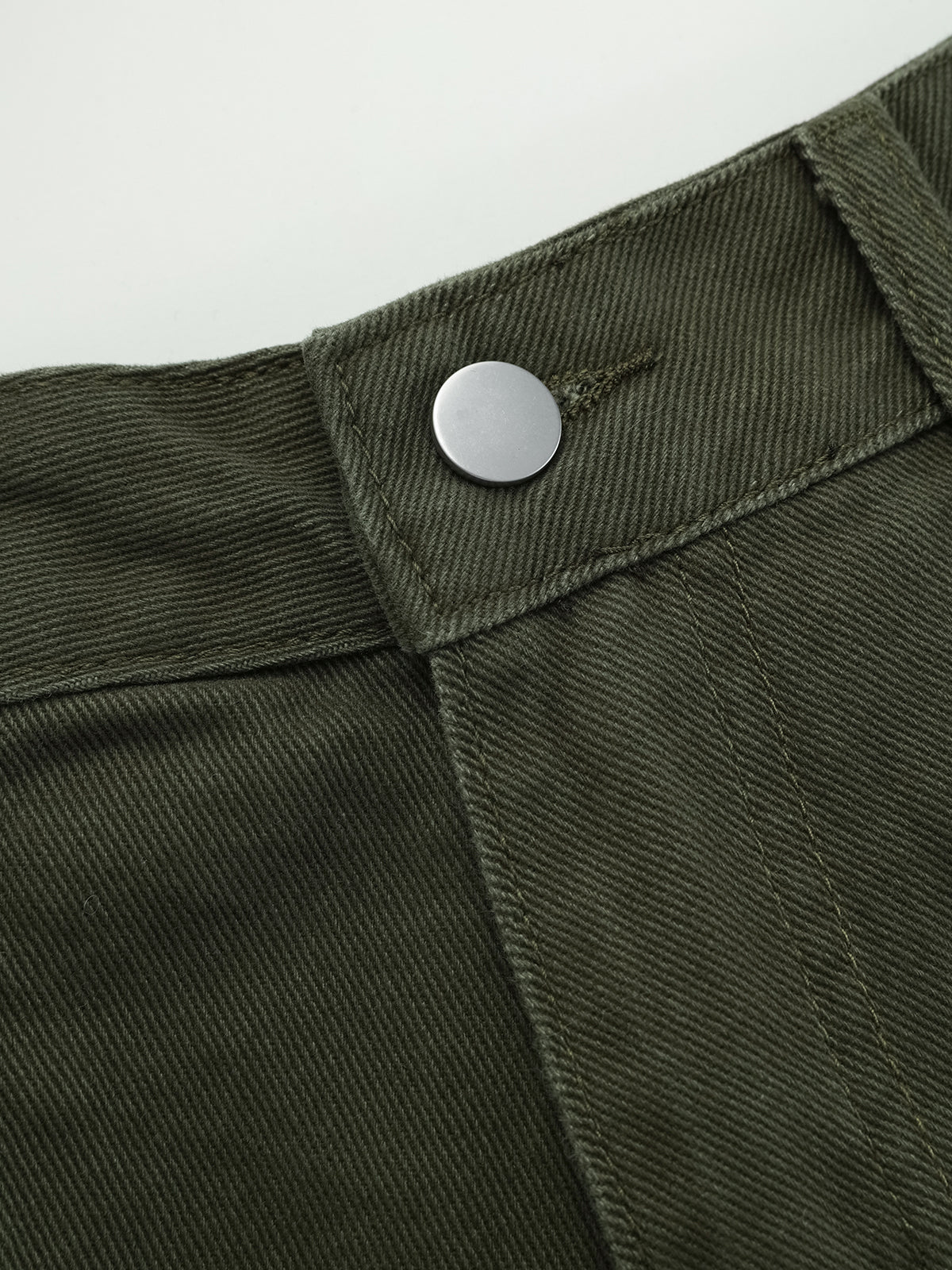 Mid-Rise Hose mit gebogenem Bein