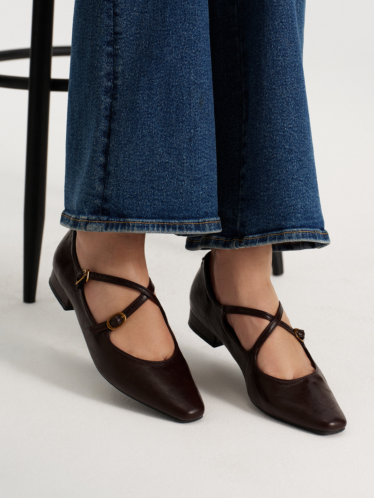 Crisscross Buckle Mary Jane Shoes
