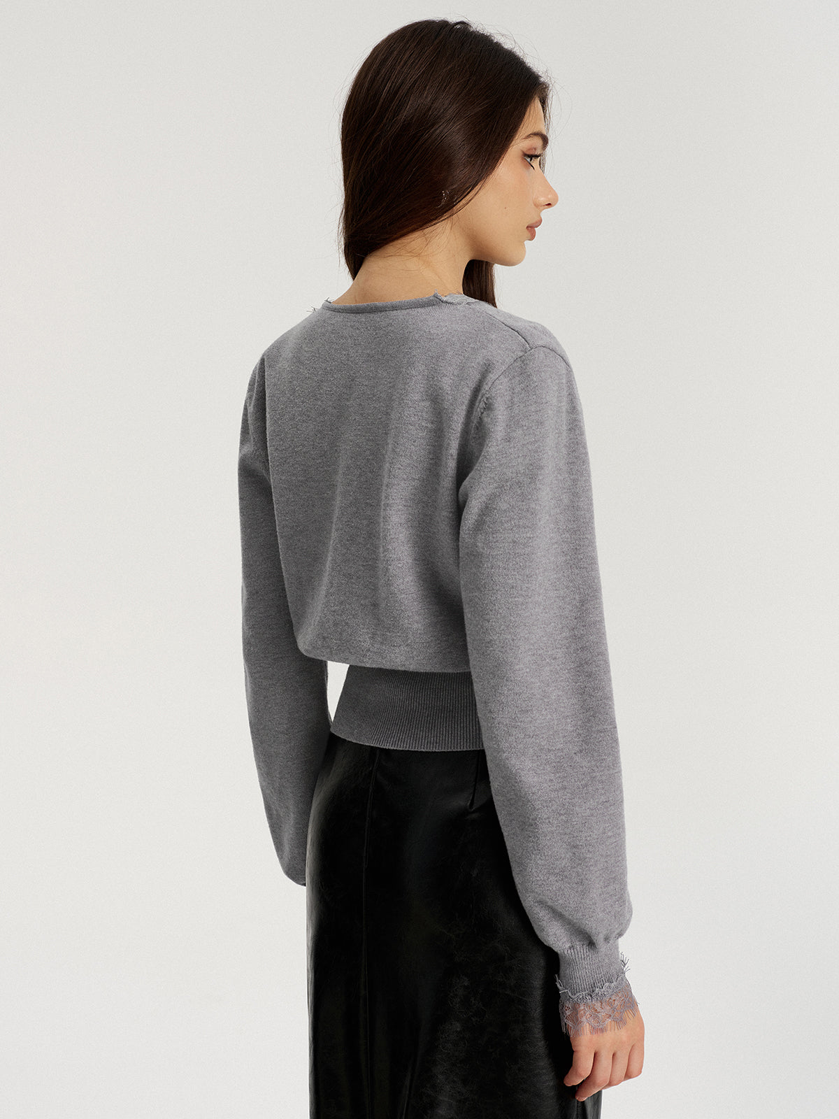 Cardigan en maille à col en V bordé de dentelle