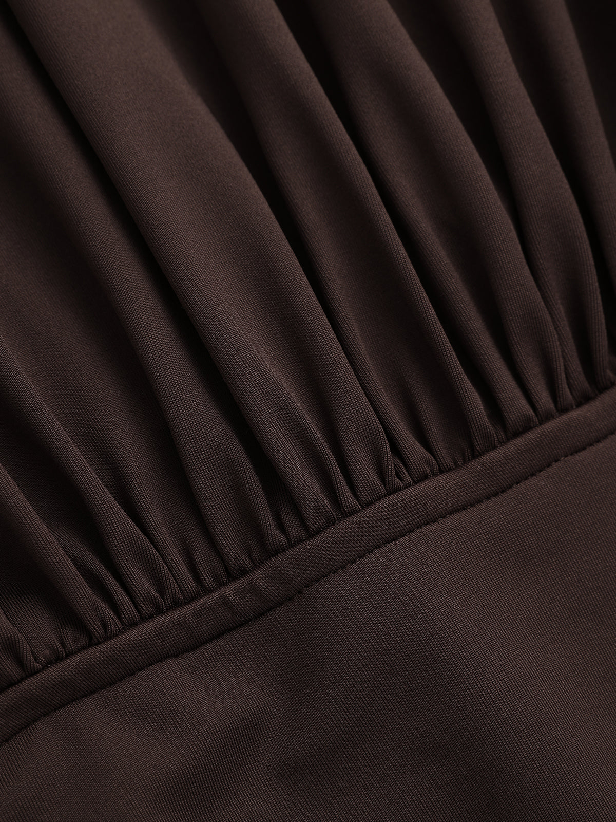 Robe longue sirène à manches longues avec taille froncée