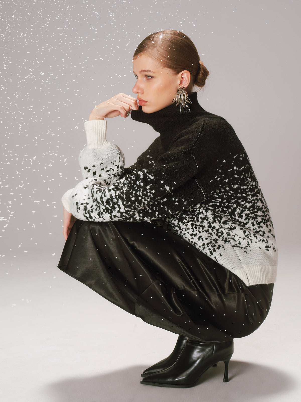 Gradient Wool-Blend Turtleneck Sweater