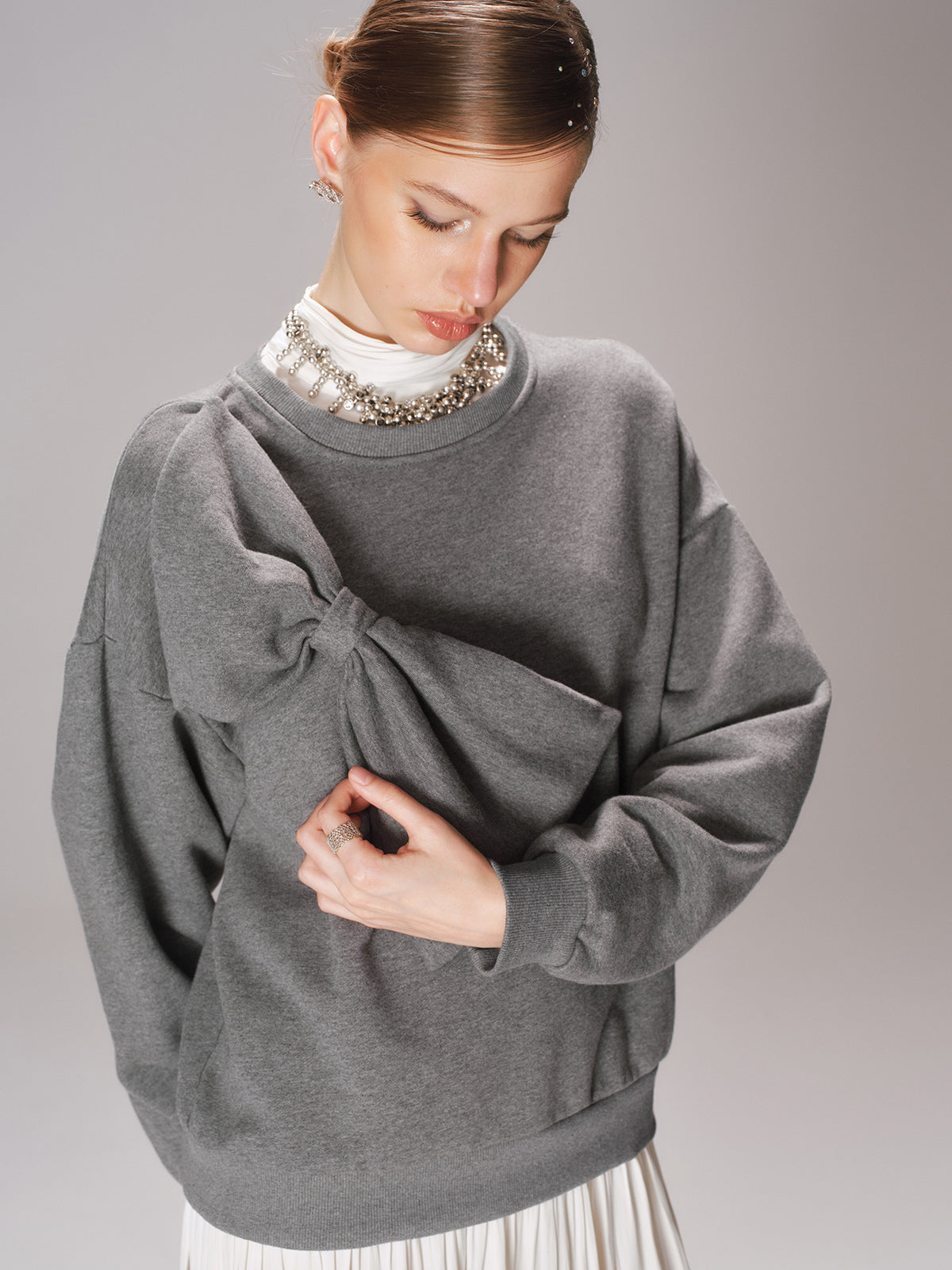 Übergroßes Rundhals-Sweatshirt mit Schleife