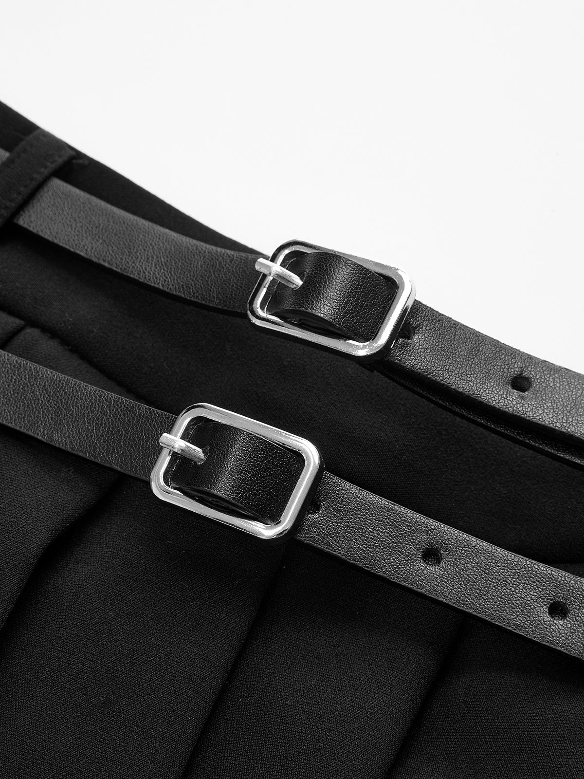Mini-jupe plissée à double boucle