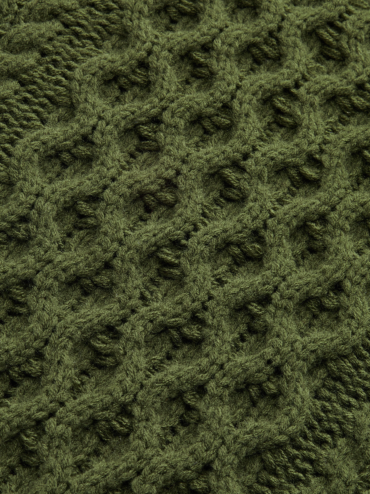 Cable Knit Sleeveless Sweater Vest
