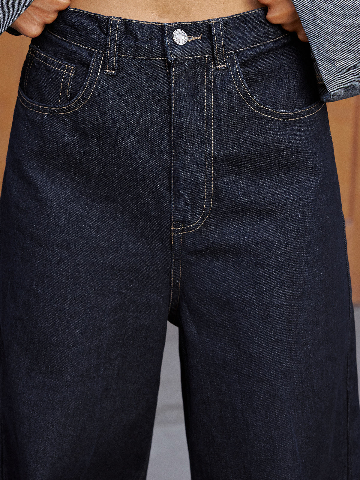 Jean ample taille haute à revers