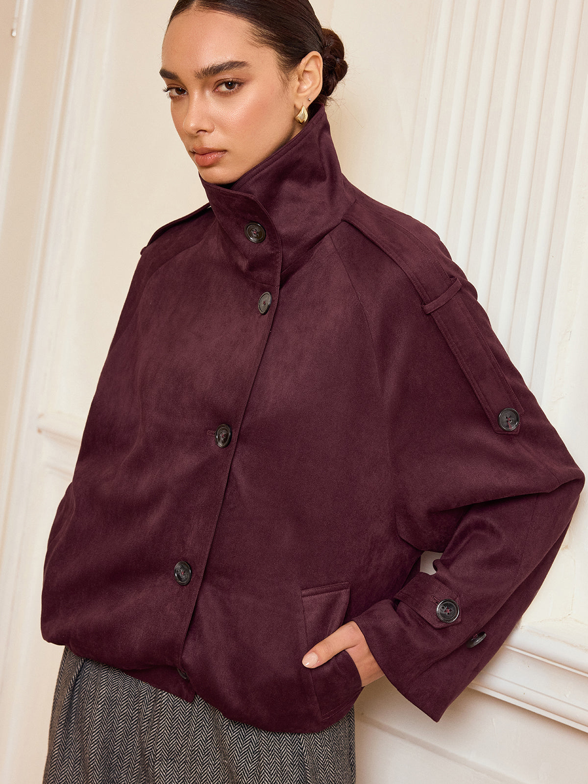 Kurze Trenchjacke in Wildleder-Optik