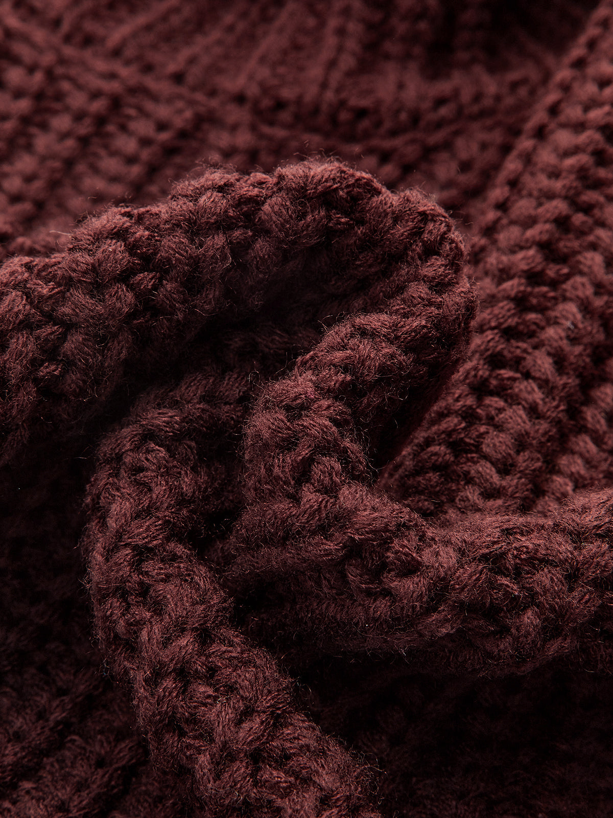 Grober Strickpullover mit Schalkragen