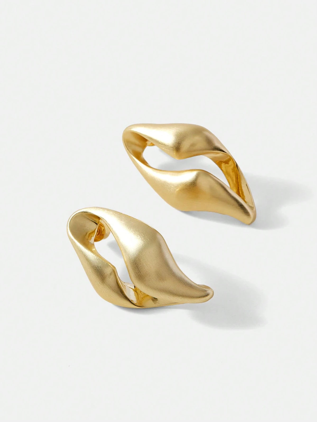 Twisted Sculptural Hoop Earrings