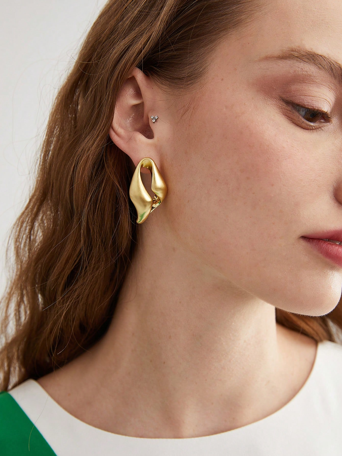 Twisted Sculptural Hoop Earrings