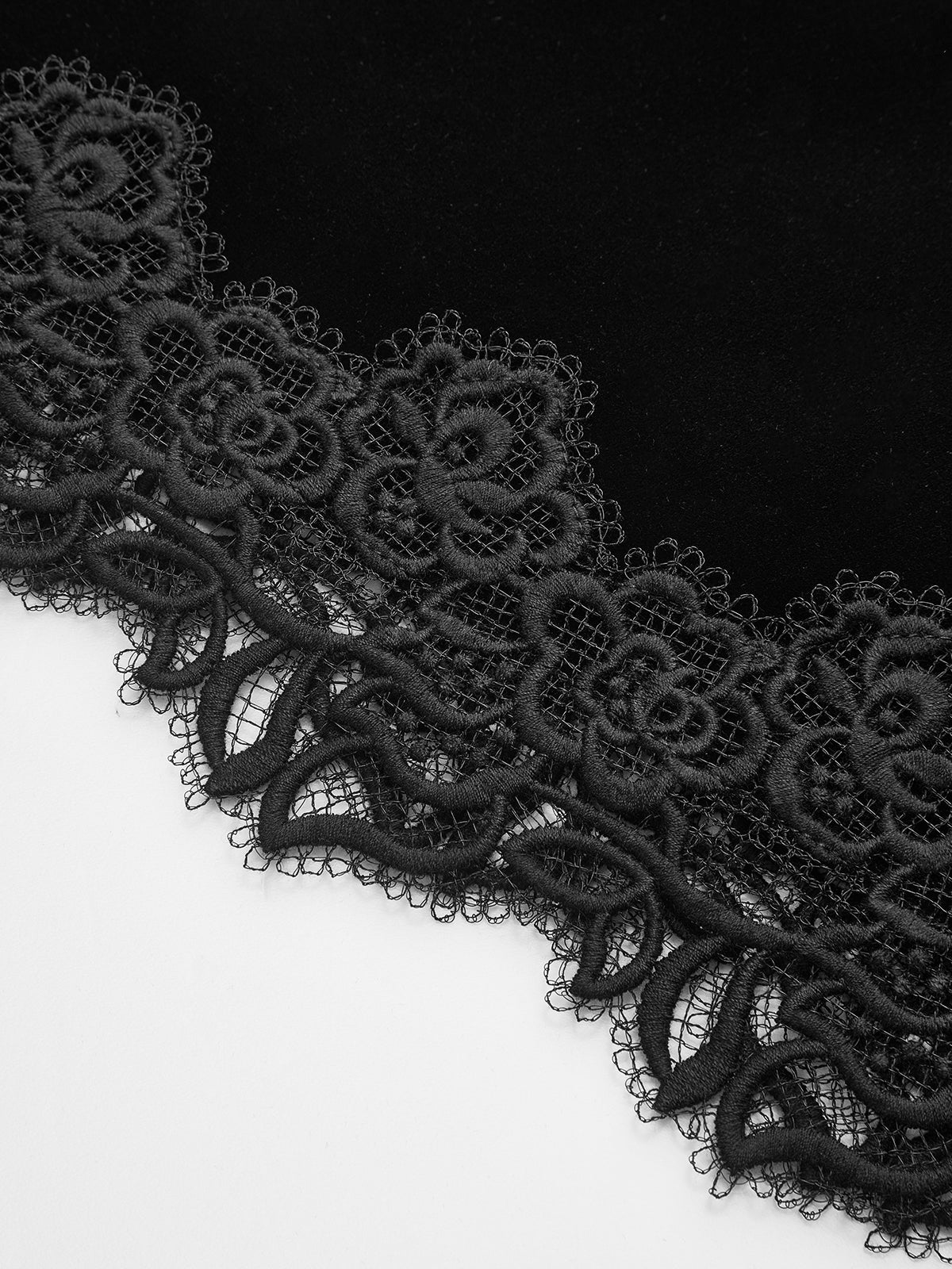 Floral Lace Trim Velvet Mini Skirt