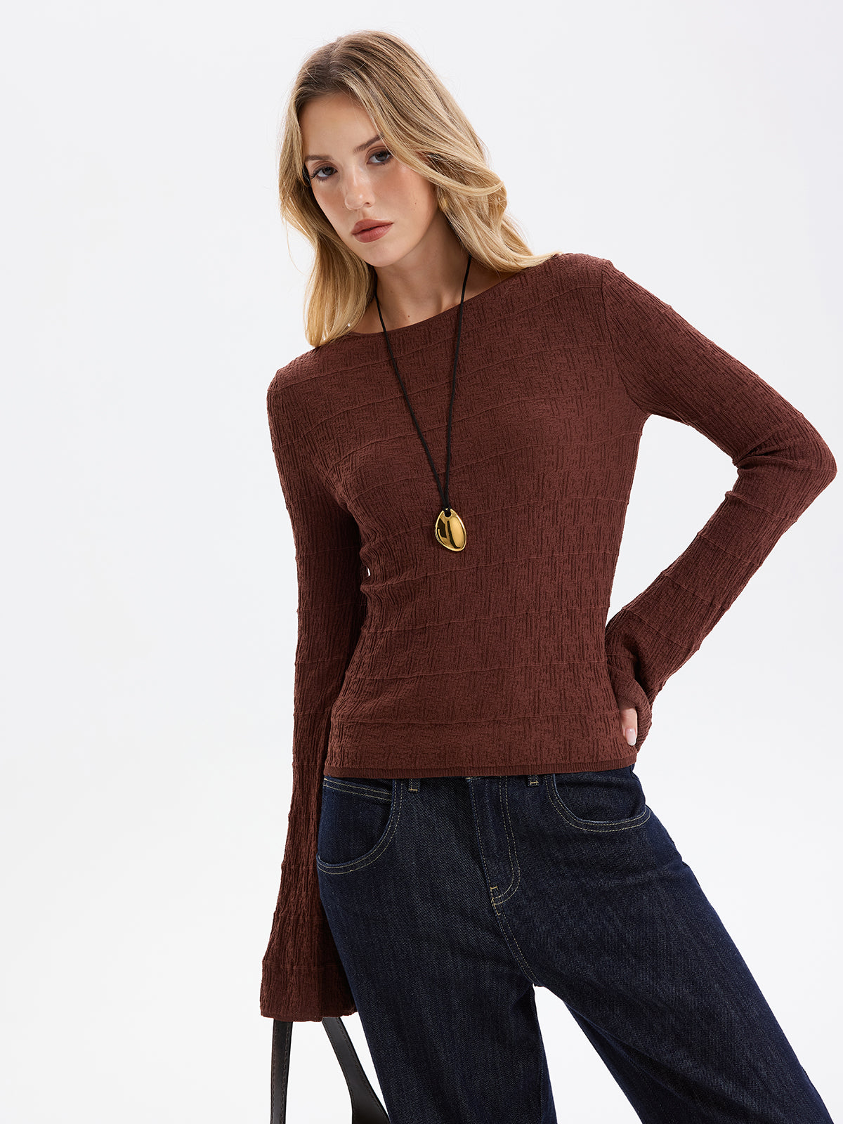 Haut pull en maille texturée à manches évasées