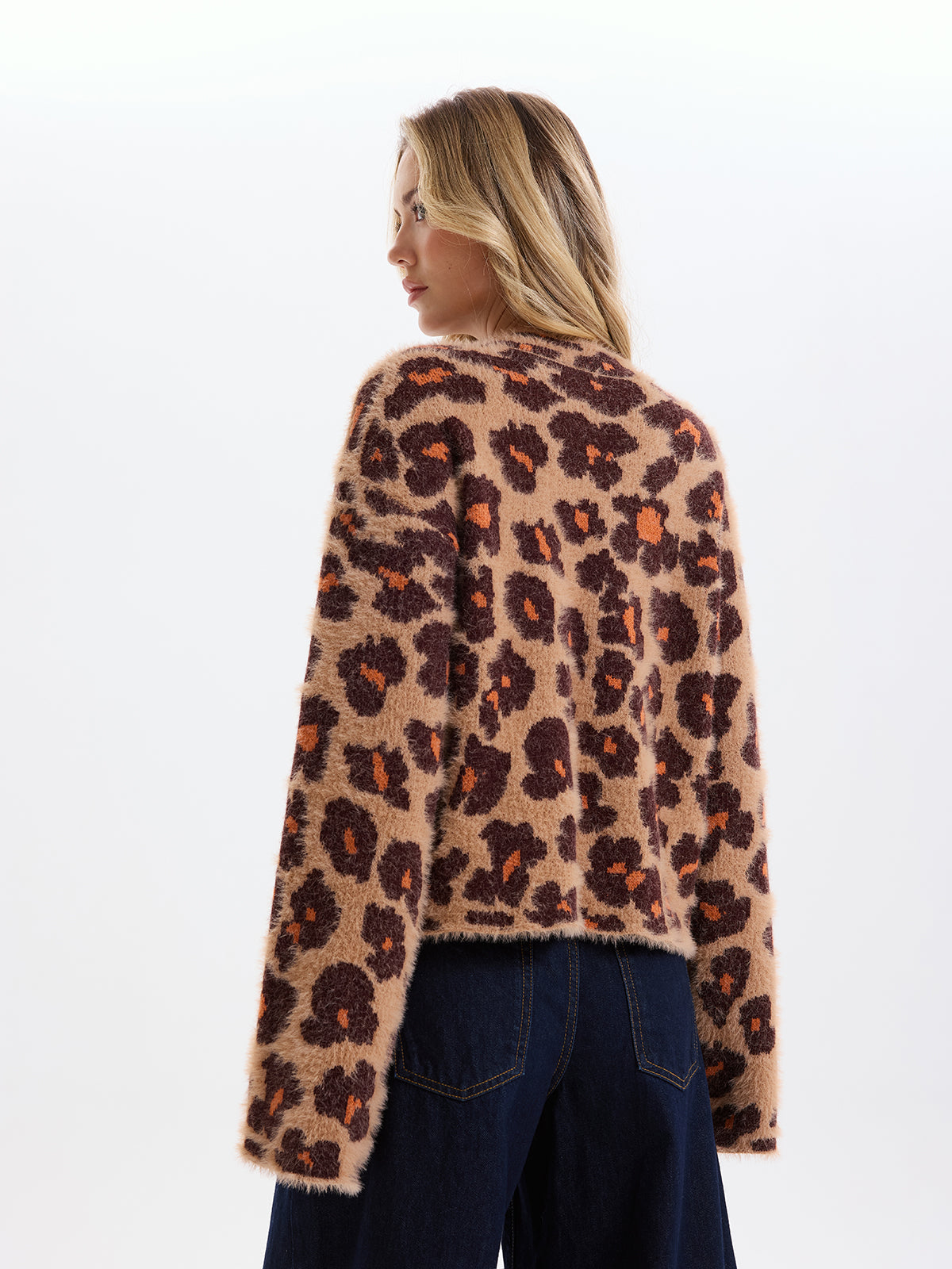 Pull doux léopard jacquard sans ceinture