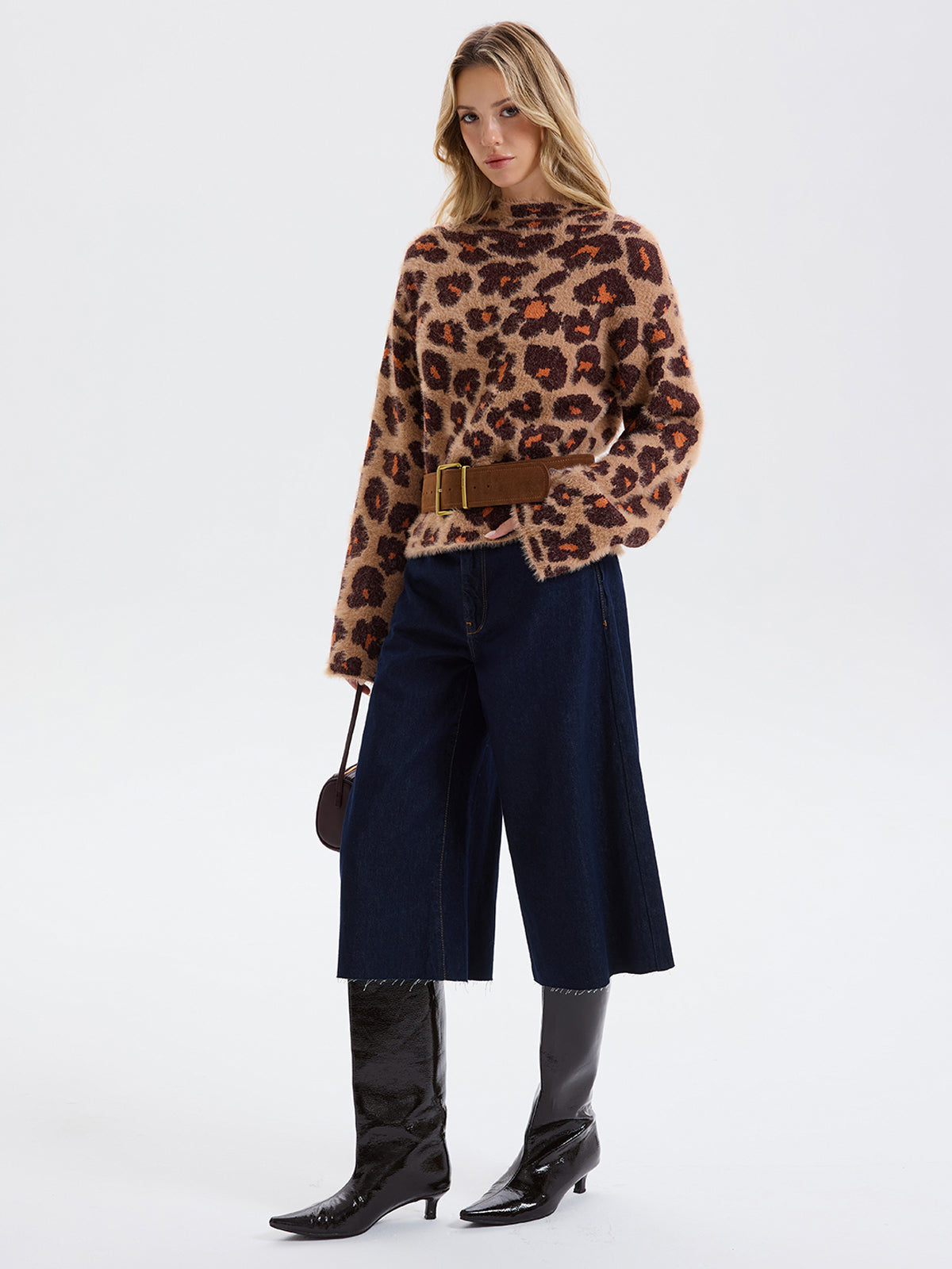 Loose Leopard Jacquard Fuzzy Sweater without Belt