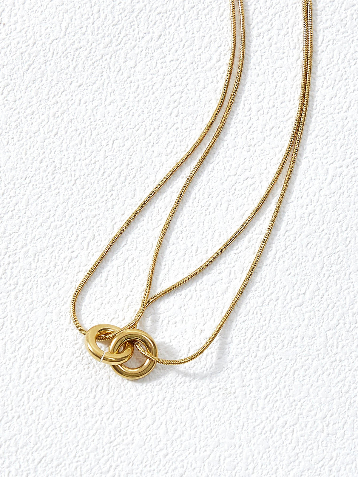 Interlocking Circle Layered Gold Necklace