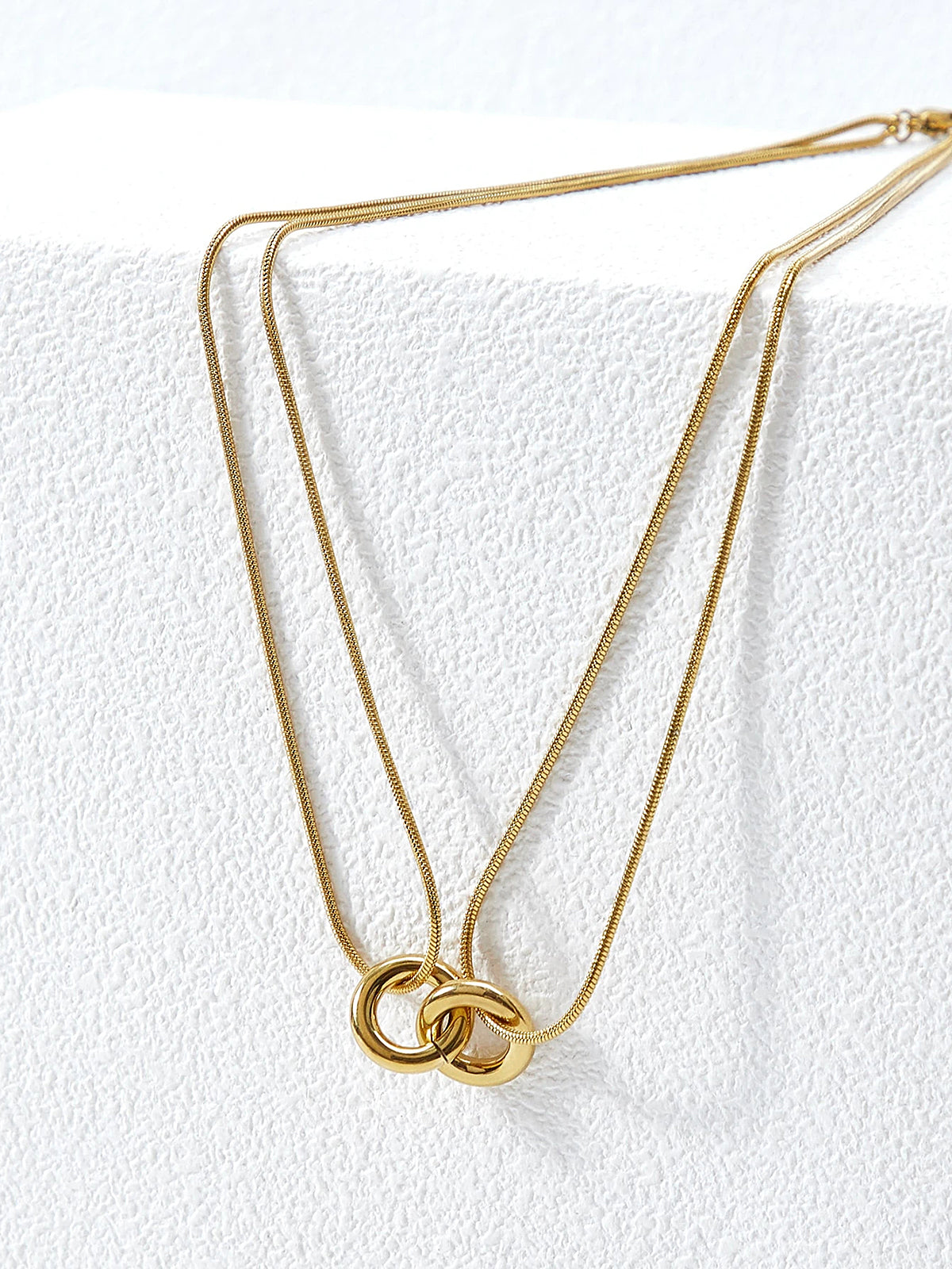 Interlocking Circle Layered Gold Necklace