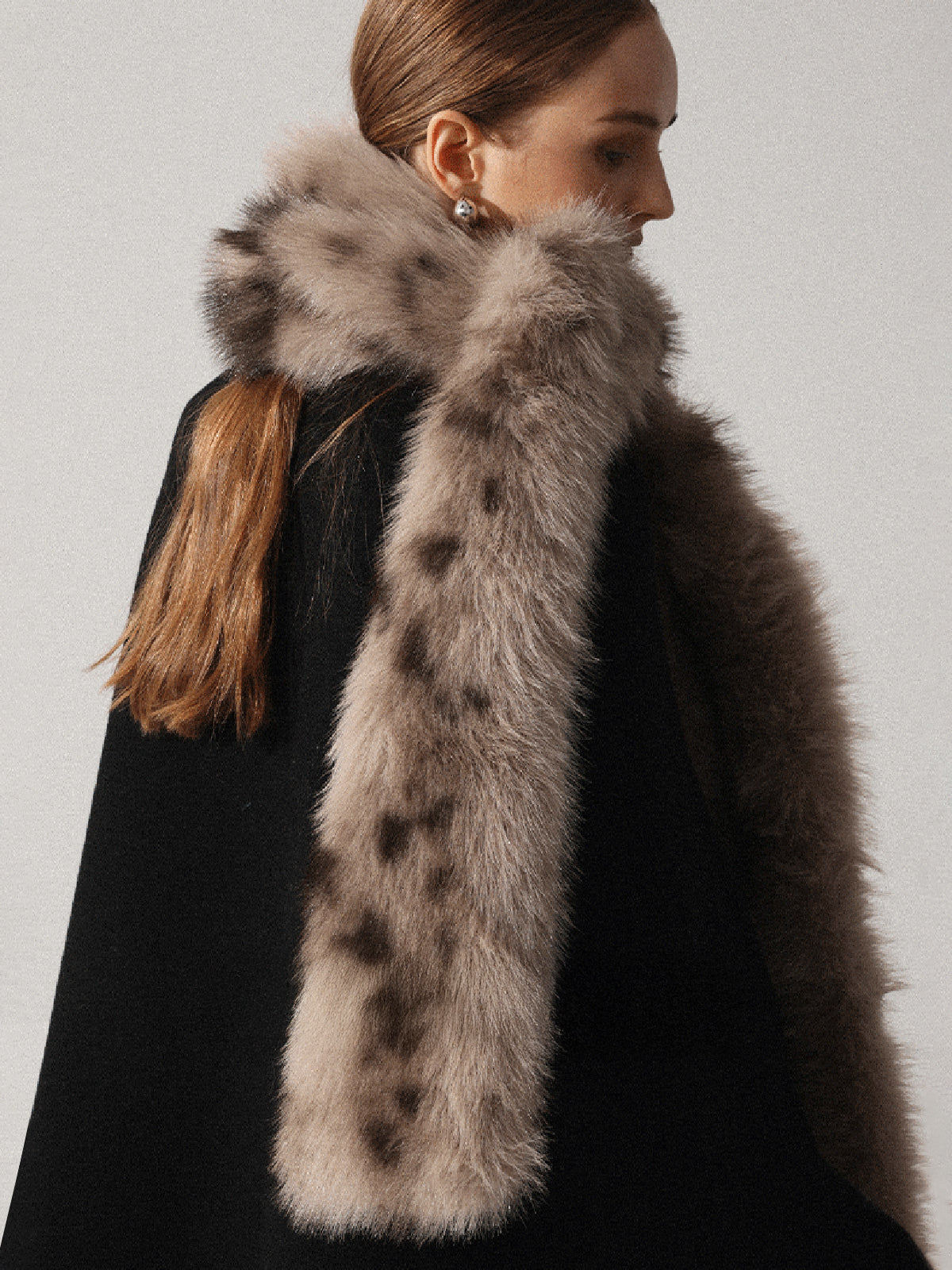 Leopard-Print Faux Fur Scarf