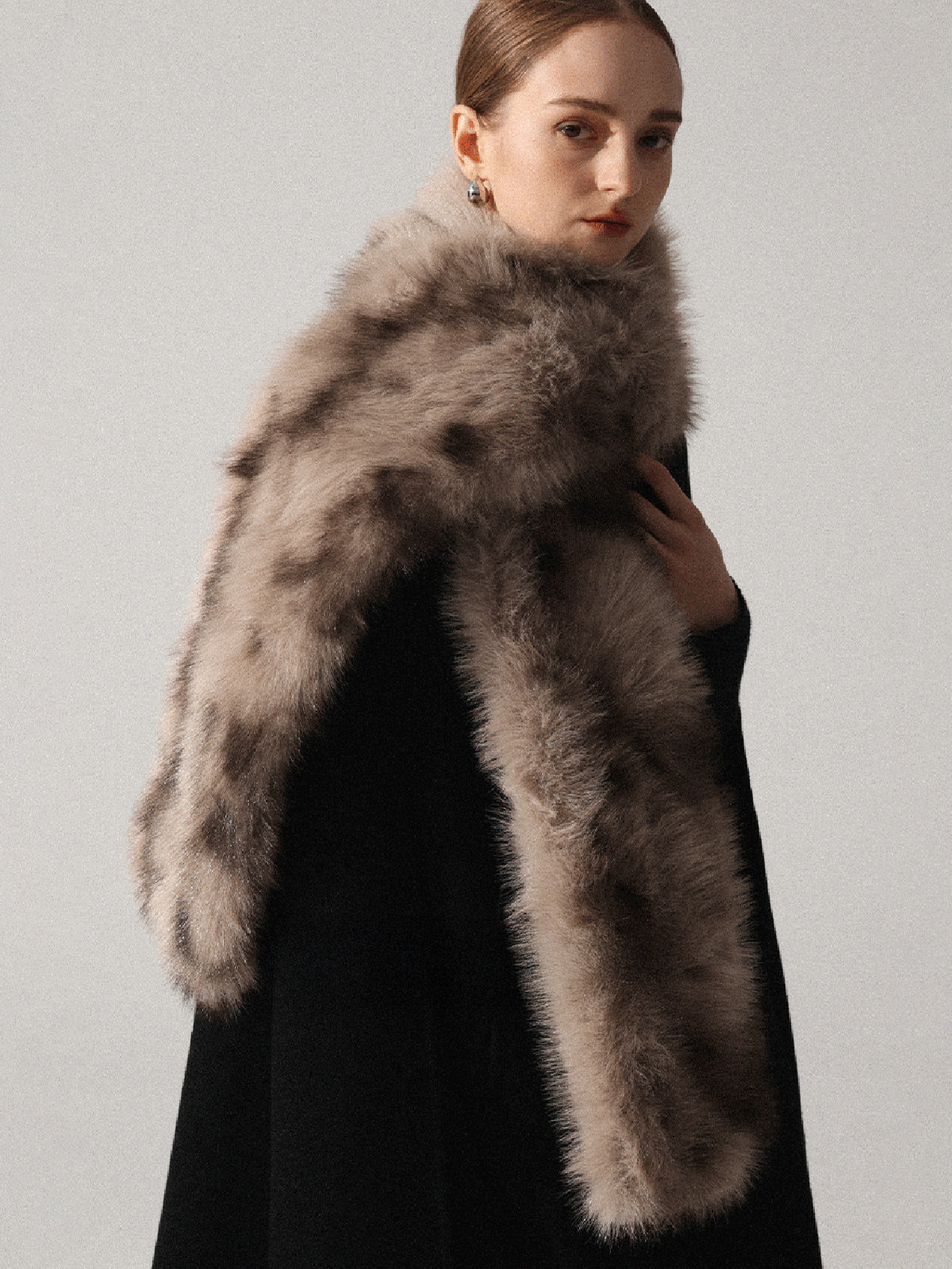 Leopard-Print Faux Fur Scarf