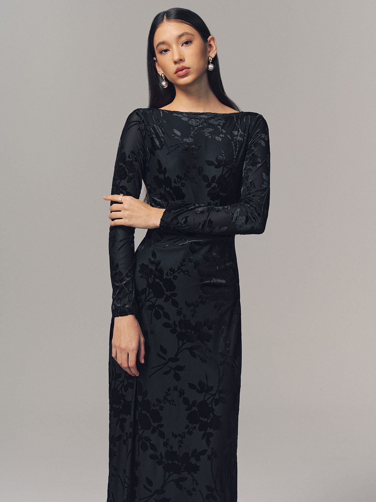 Velvet Floral Long Sleeve Backless Maxi Dress
