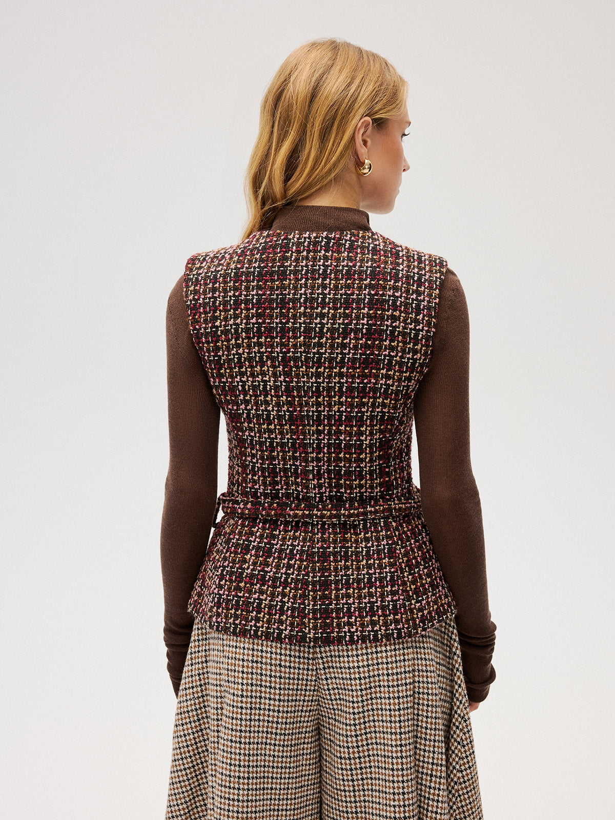 Gilet sans manches en tweed ceinturé