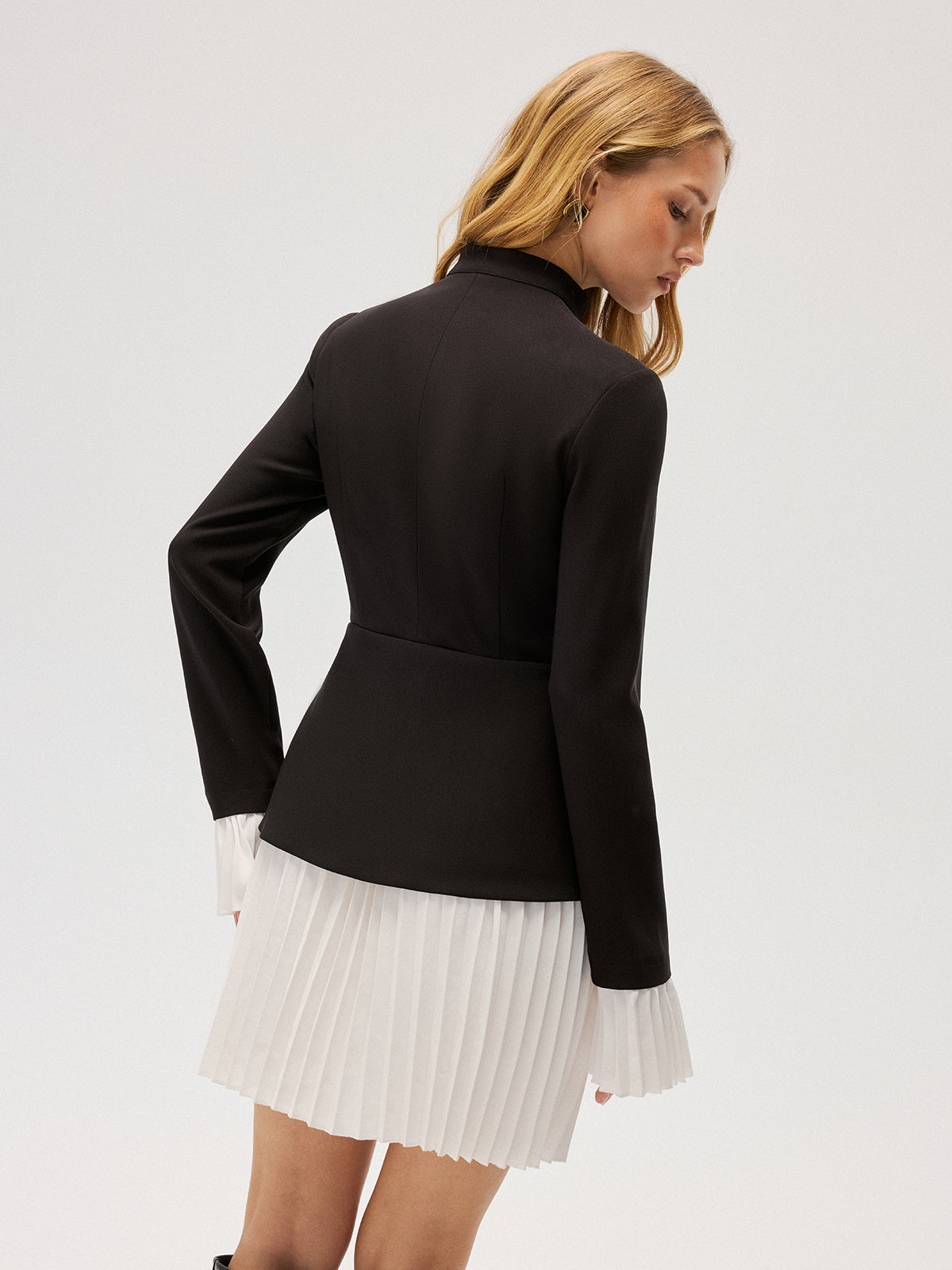 Contrast Pleated Panel Buttoned Mini Dress