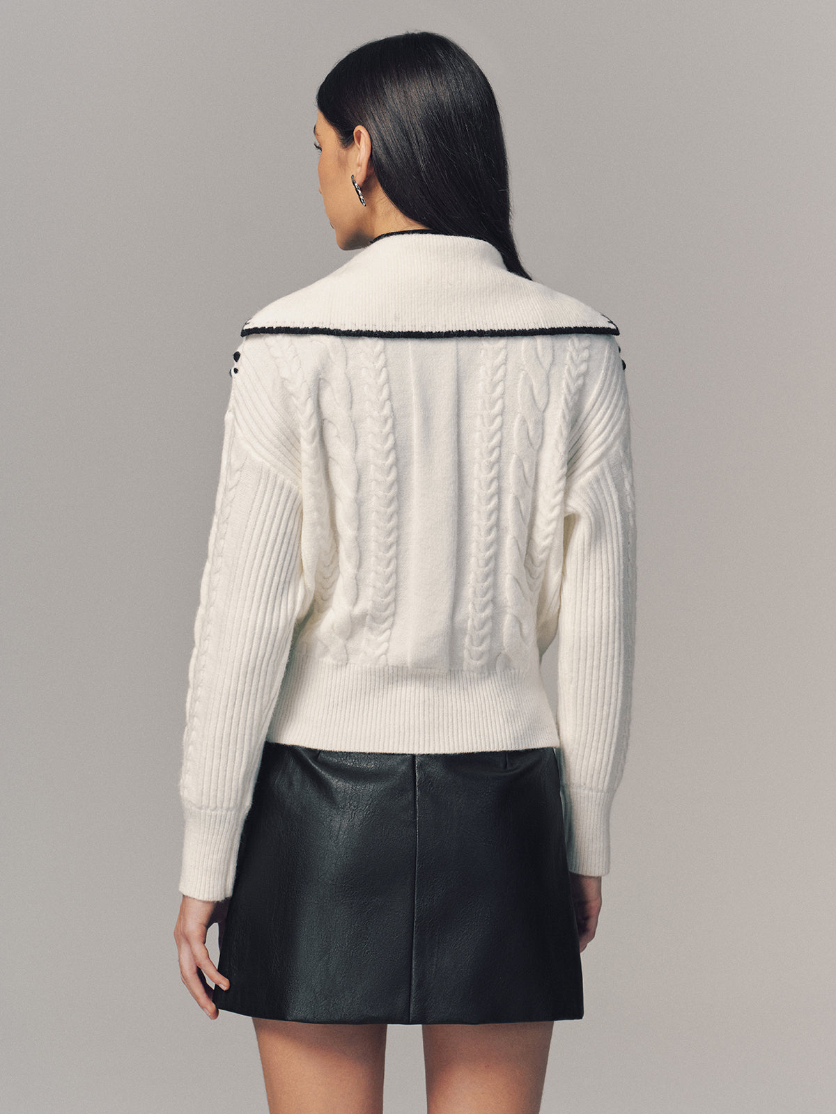 Cardigan zippé en maille torsadée contrastante