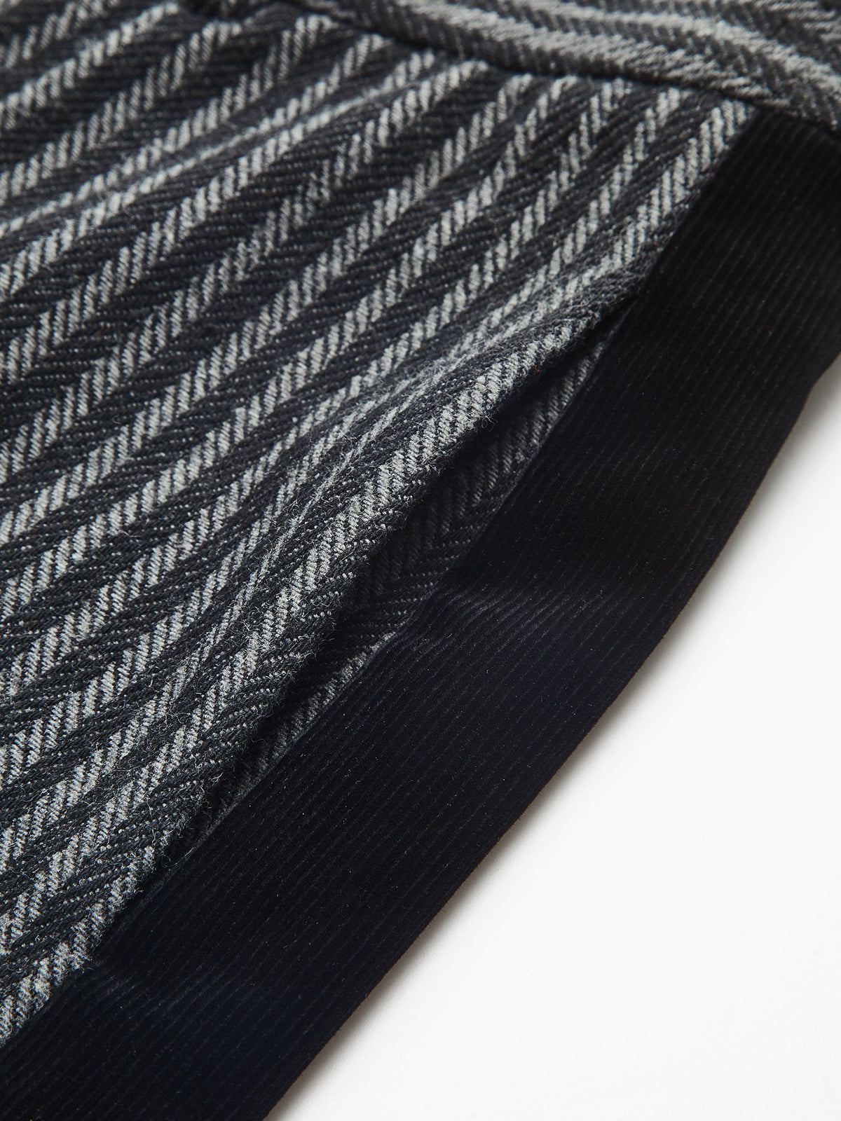 Mid-Waist Nadelstreifen-Hose mit weitem Bein