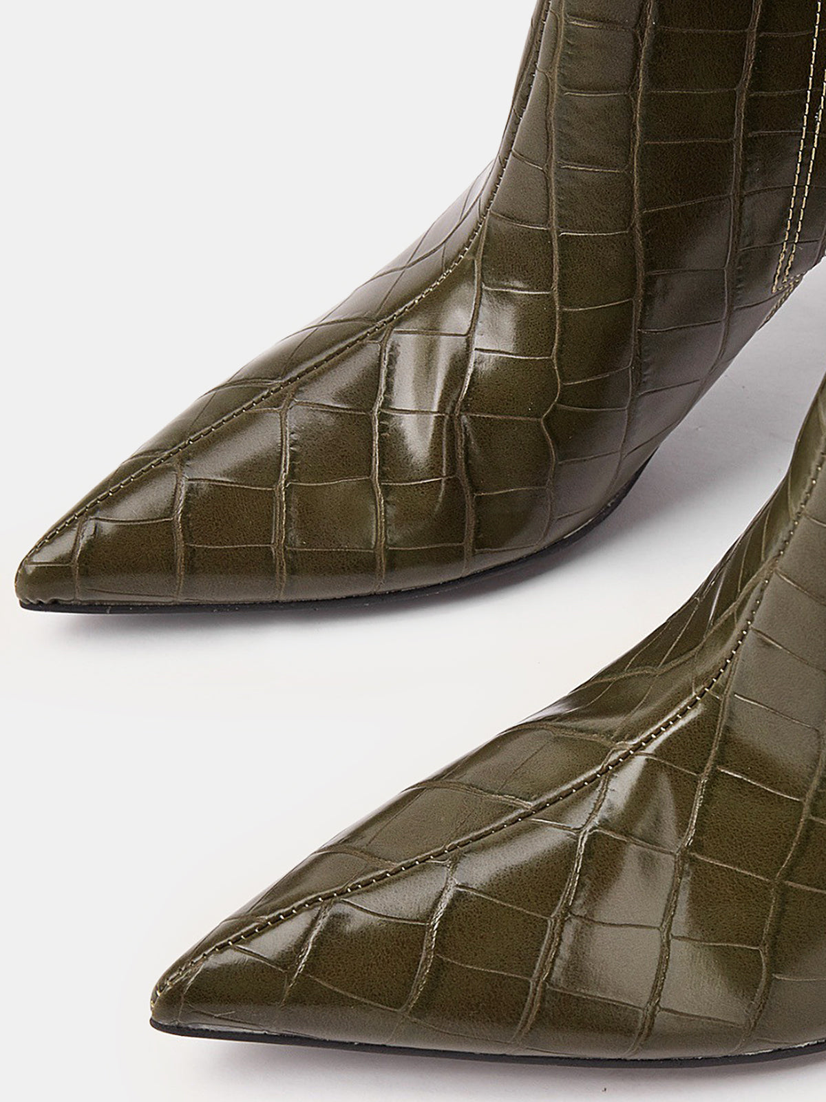 Knee-High Crocodile Pointed Boots
