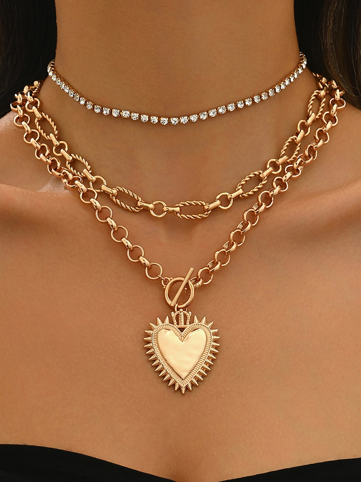 Layered Chain Heart Rhinestone Necklace