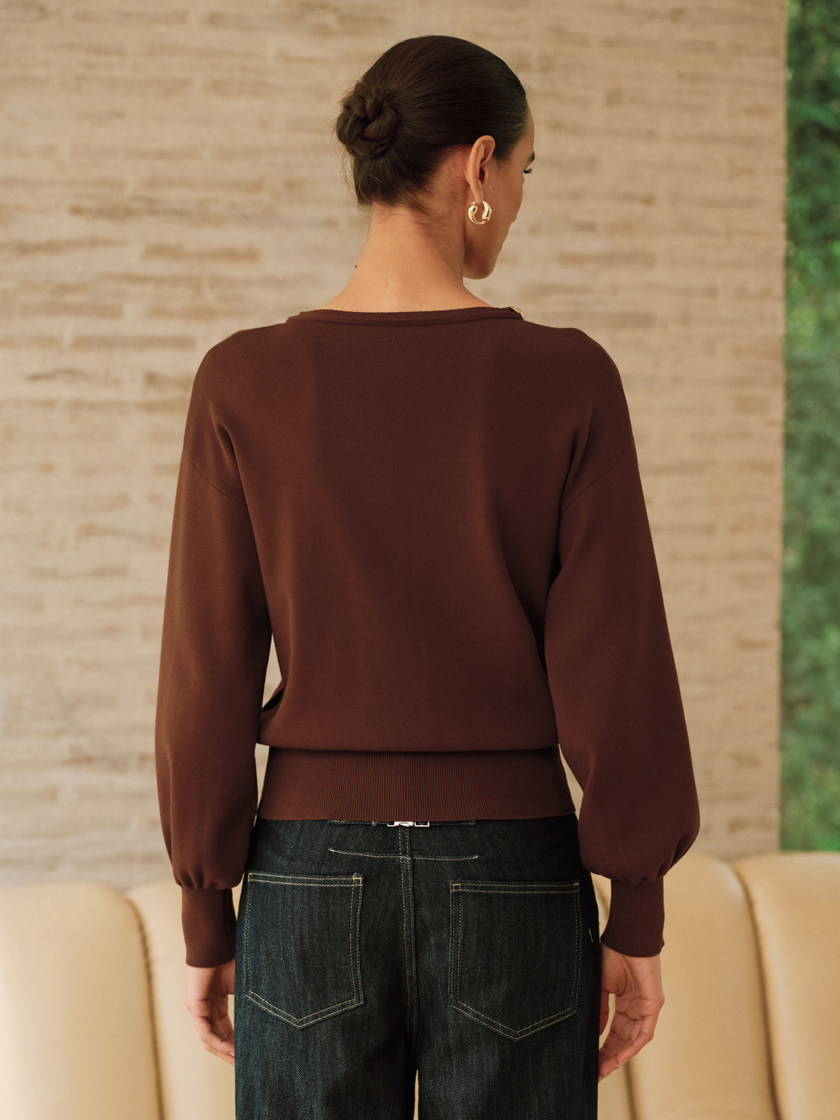 Pullover mit asymmetrischem Metalldetail