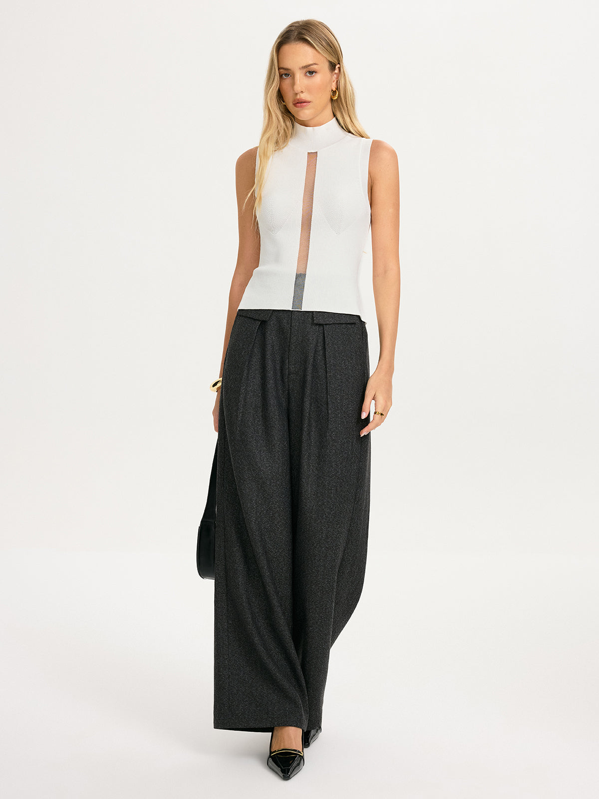Ärmelloses Stricktop mit Stehkragen und transparenten Einsätzen