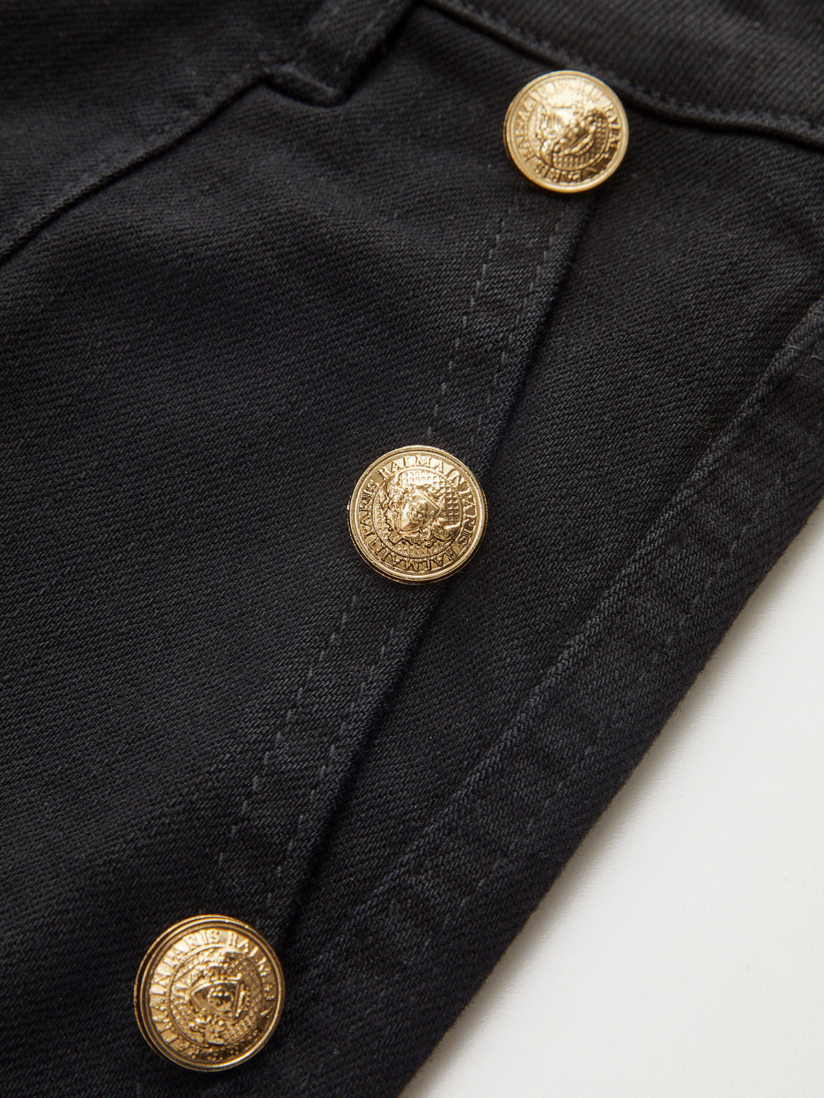 Ausgestellte Jeans mit gestreiftem Schal-Detail