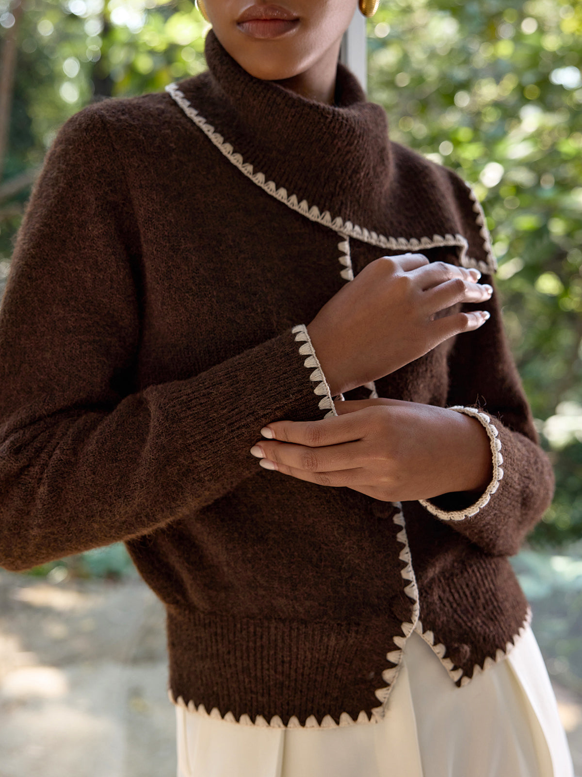 Scalloped Trim Wool-Blend Knit Cardigan