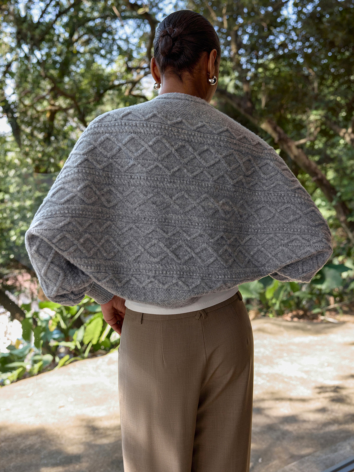 Gilet capelet torsadé en laine mélangée