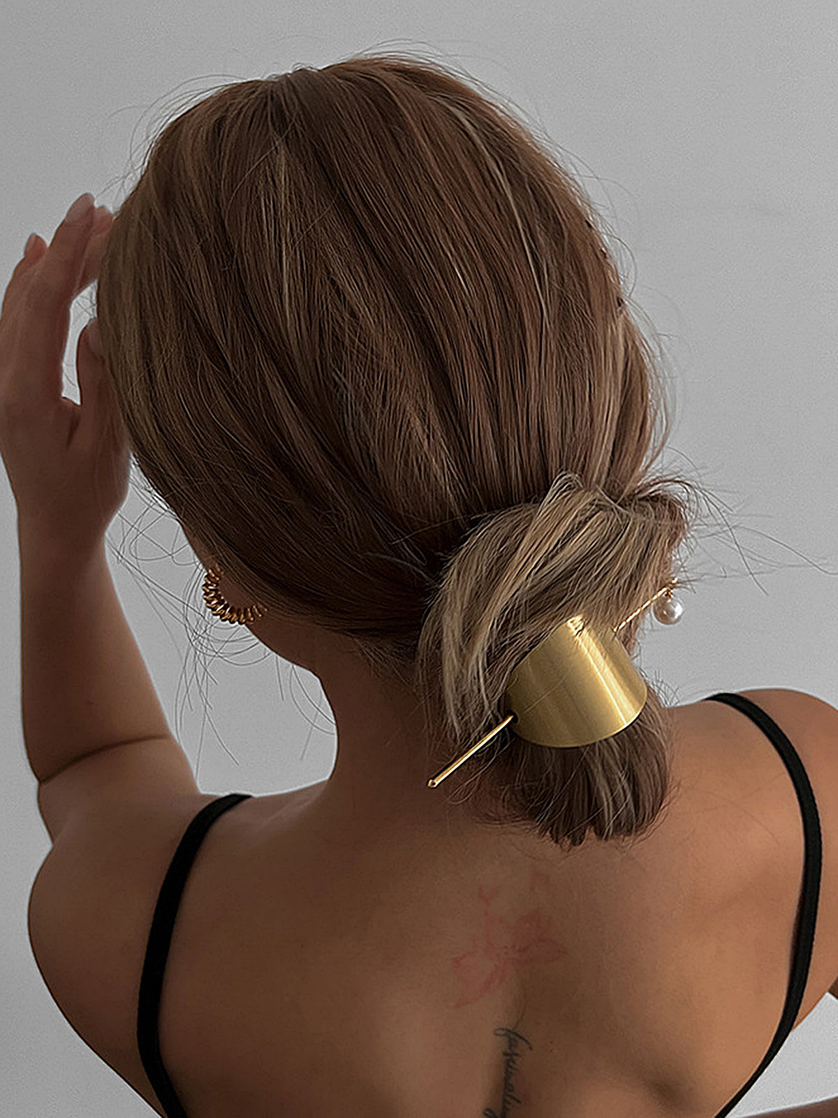 Pearl Detail U-Shaped Hair Pin
