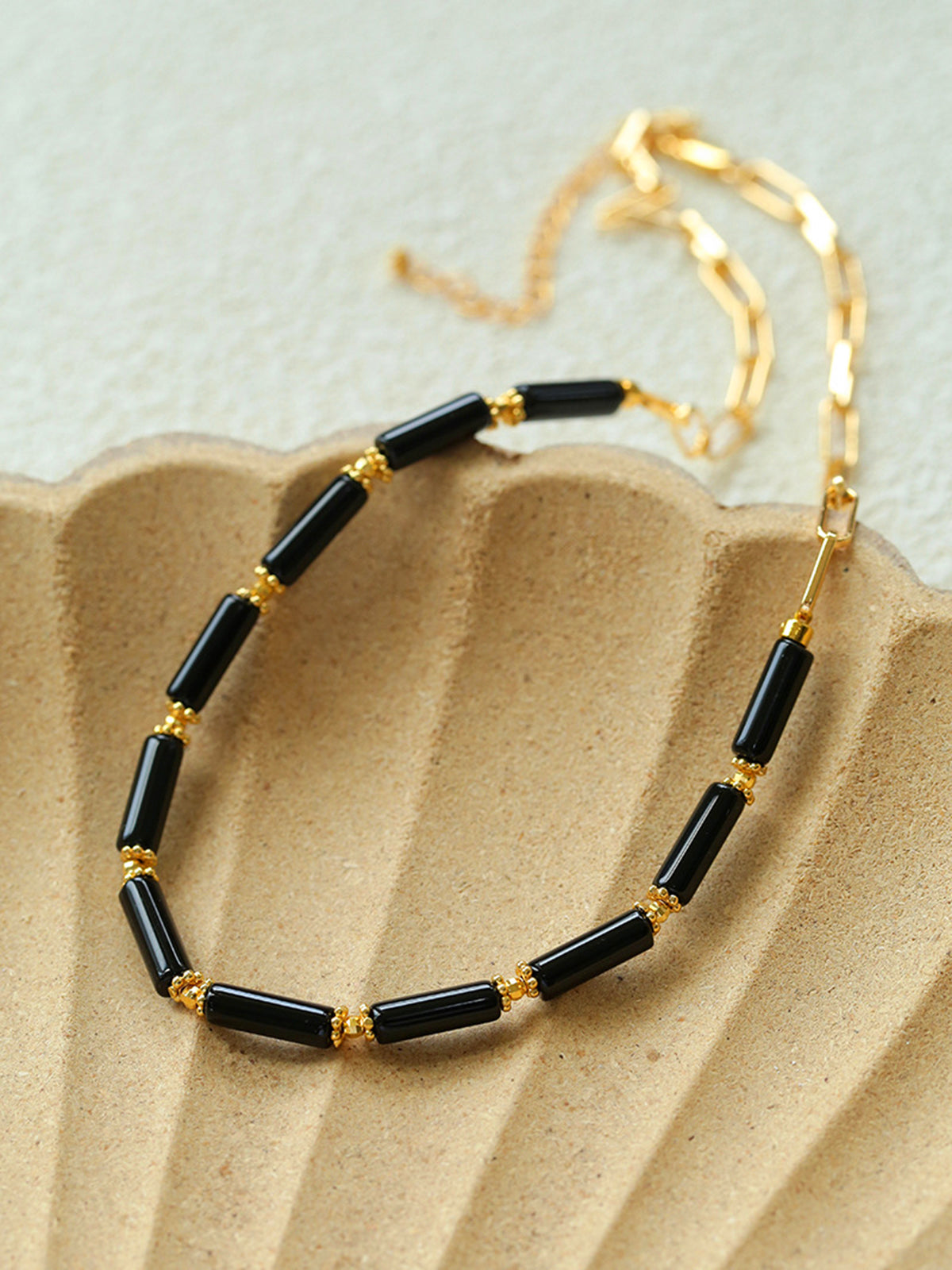 Long Bar Agate Choker Necklace