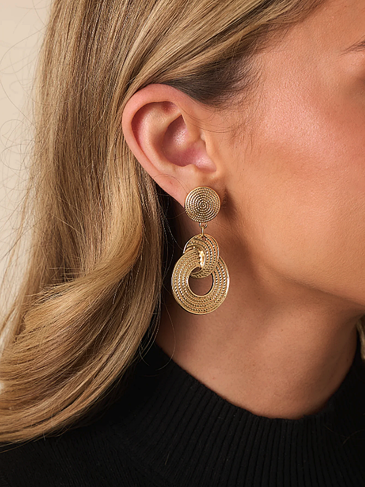 Textured Intertwined Circle Drop Earrings