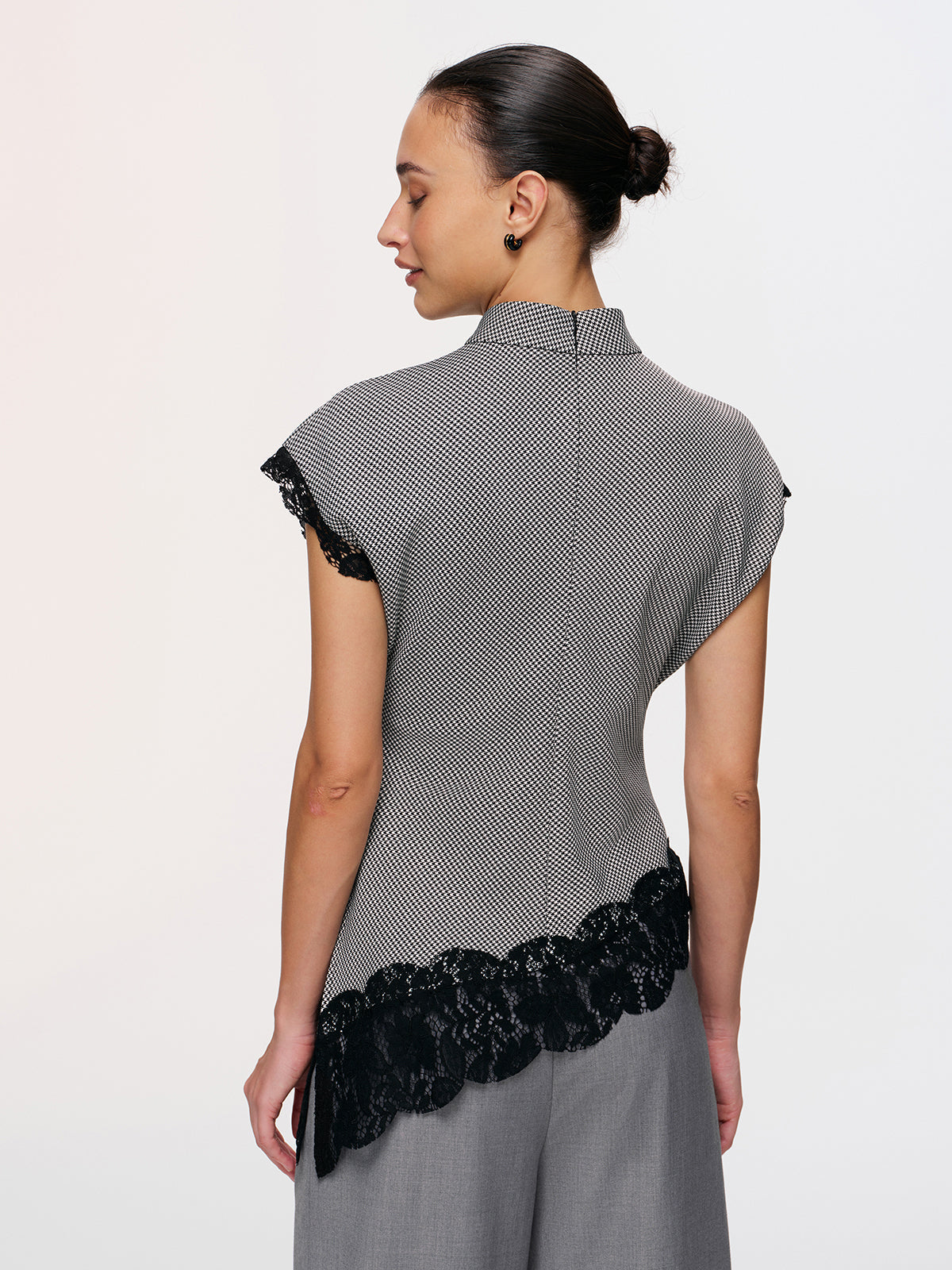 Lace Trim Houndstooth Mock Neck Top