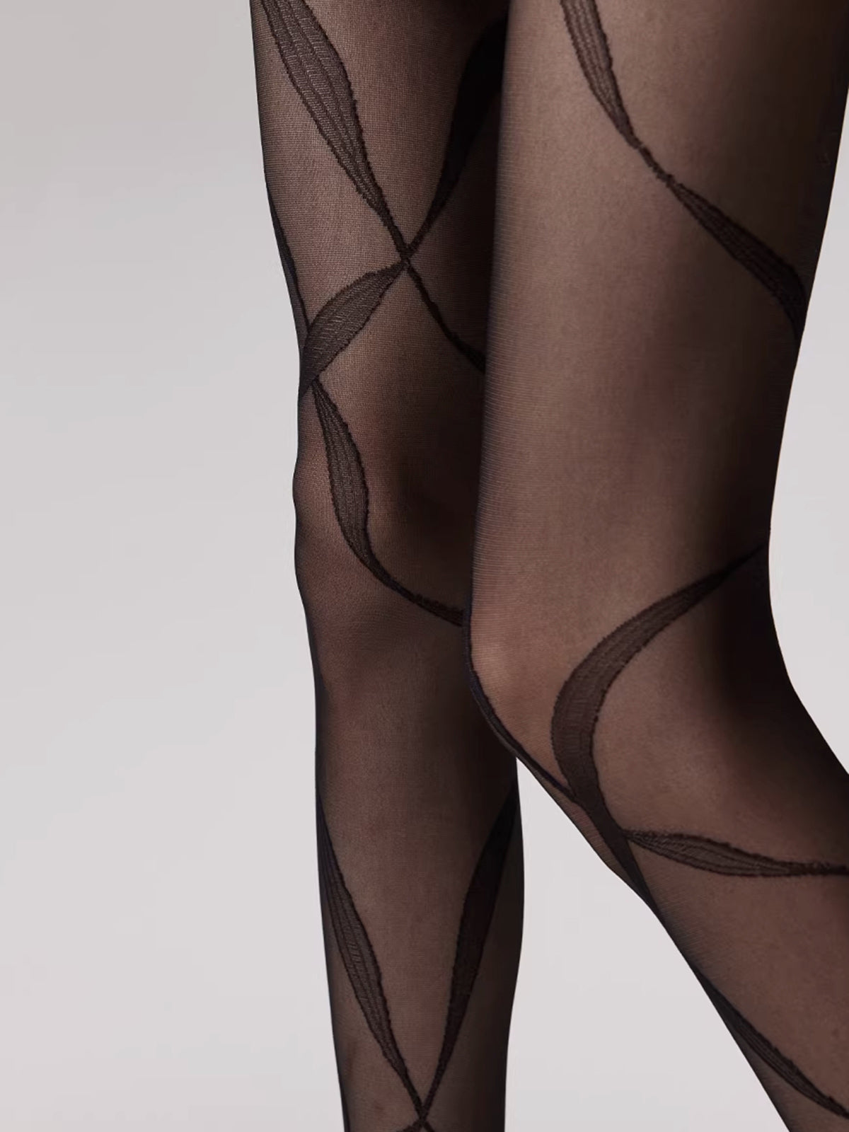 Ribbon Pattern Sheer Tights
