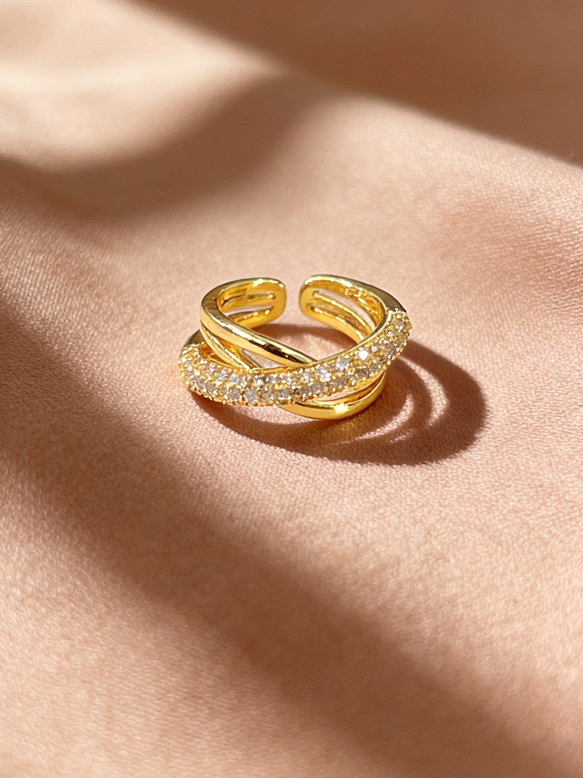Intertwined Zircon Open Ring