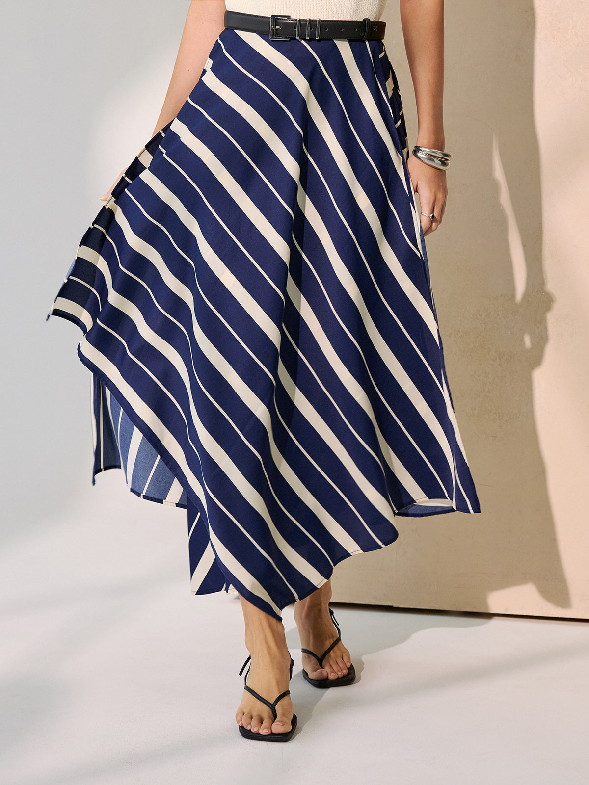 Diagonal Stripe Asymmetric Midi Skirt without Belt