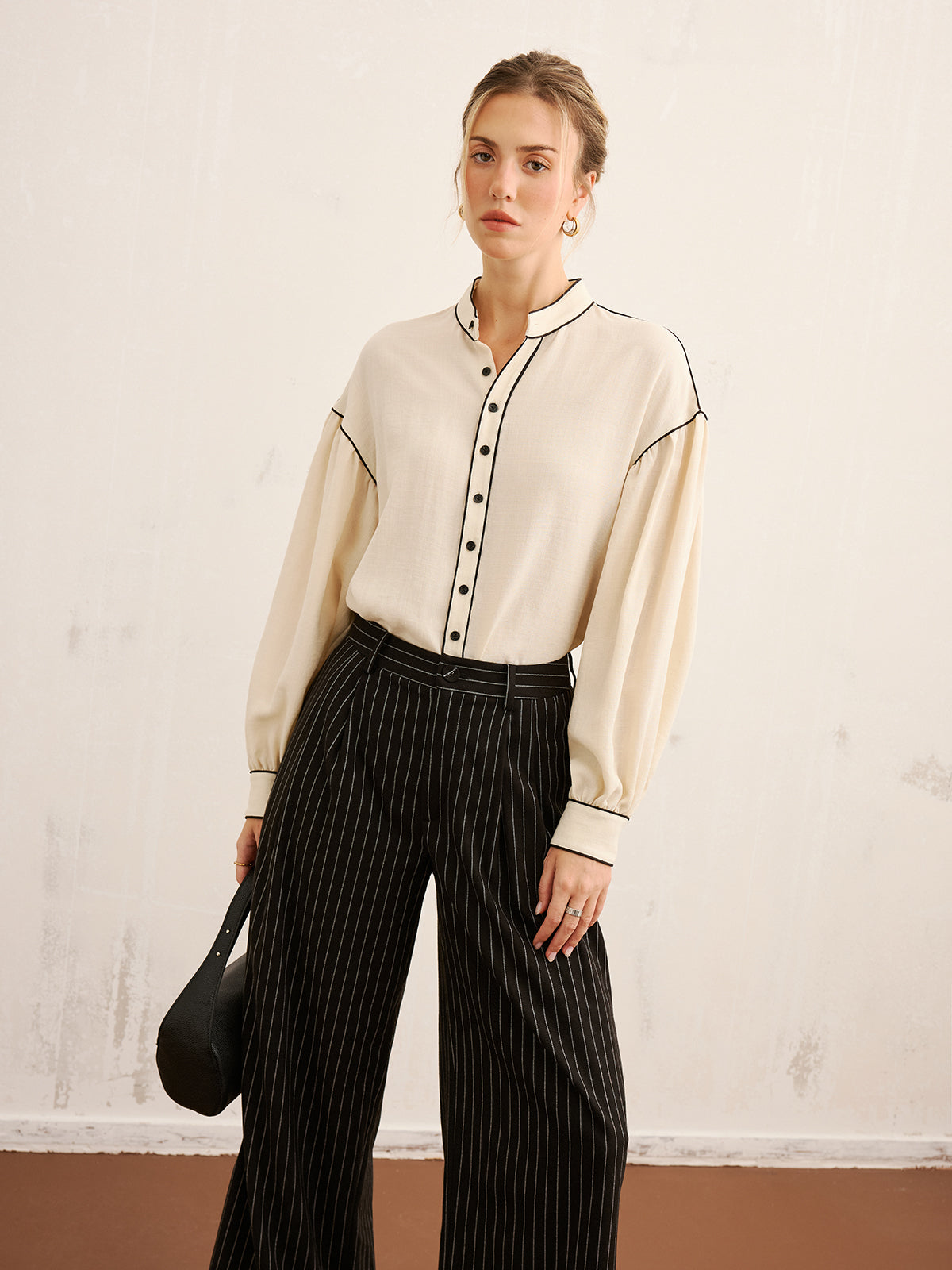 Contrast Piping Mandarin Collar Blouse