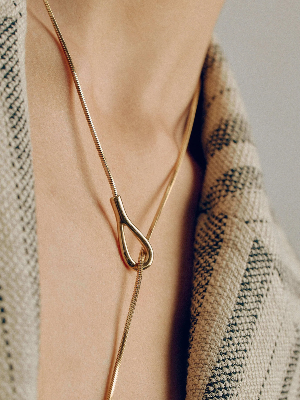 Teardrop Lariat Y-Halskette