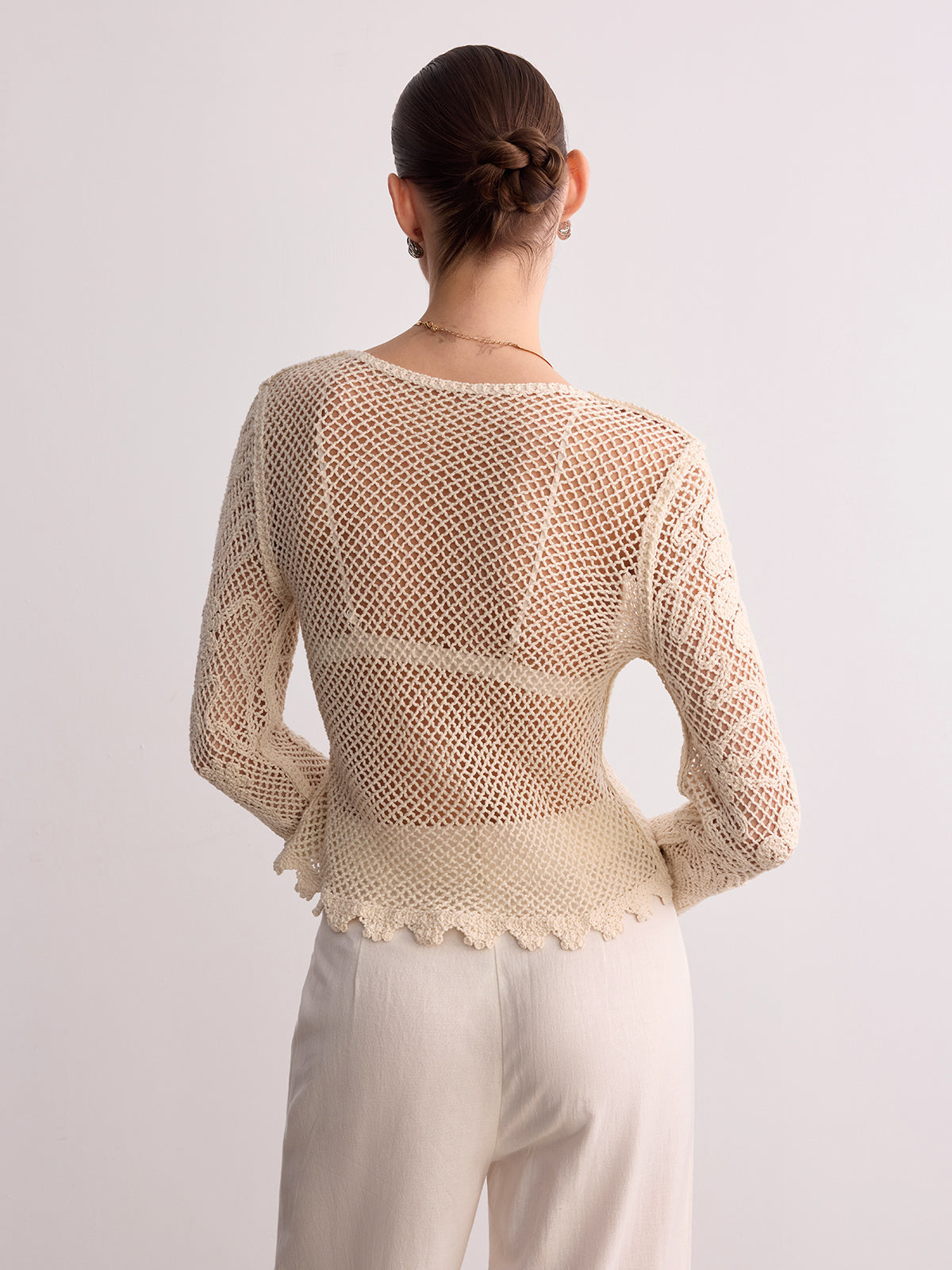 Haut en maille à manches longues et dentelle au crochet