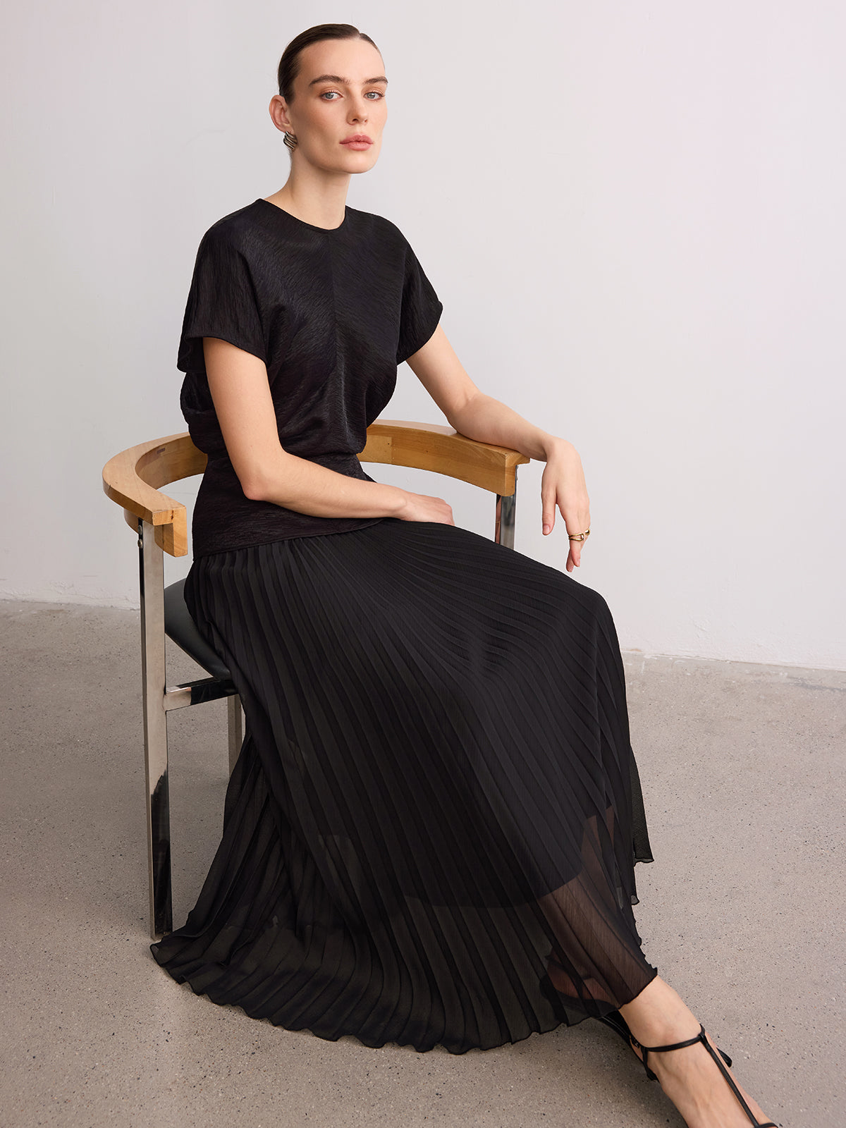 Textured Top & Pleated Maxi Skirt Set